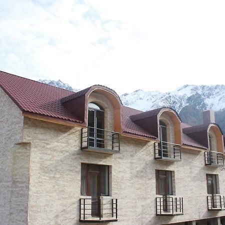 Hotel Gergeti Stepancminda Zewnętrze zdjęcie
